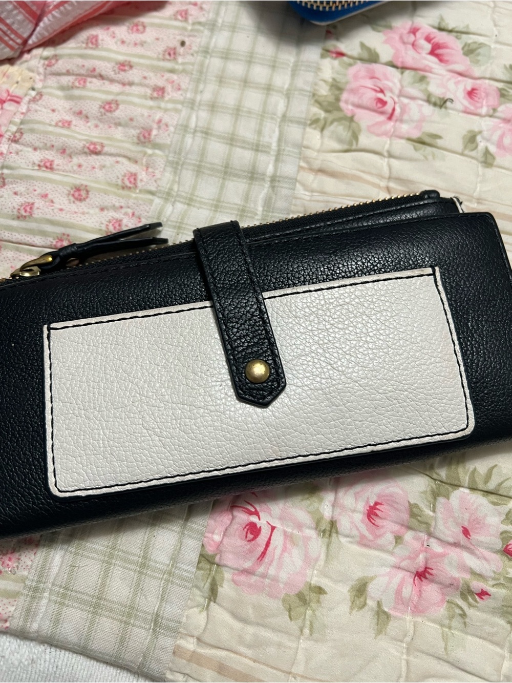 Fossil Black Wallet with White Front Panel